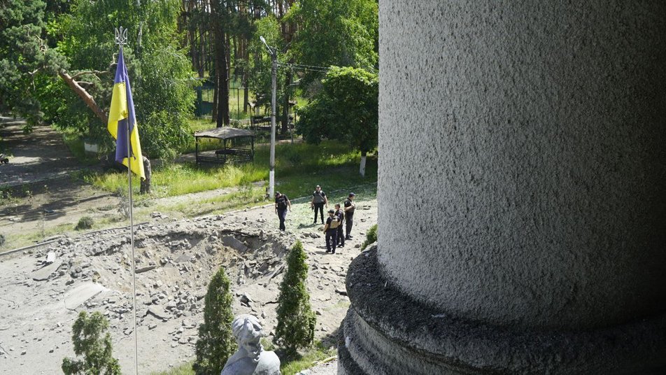 Окупанти вдарили ракетою по території зооветакадемії під Харковом