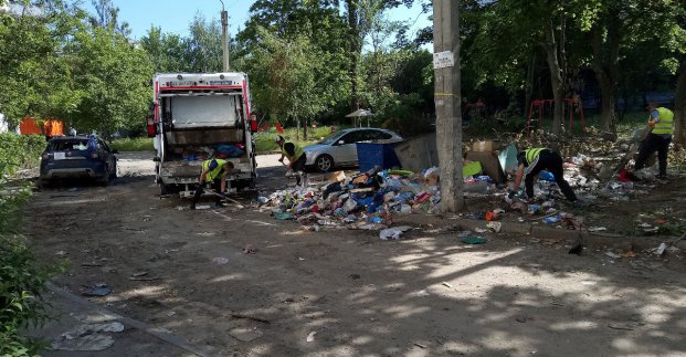 КВПВ ліквідовує звалища замість недобросовісних приватників