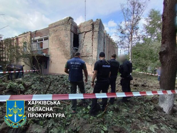 У Харкові внаслідок чергового ракетного удару окупантів поранено двох цивільних: прокуратура відкрила кримінальне провадження
