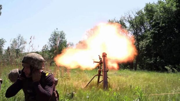 На Харківському напрямку окупанти намагаються не допустити просування наших військ у бік кордону - Генштаб ЗСУ