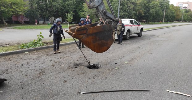 Харківські рятувальники ліквідували п'ять пожеж спричинених обстрілами та 25 боєприпасів