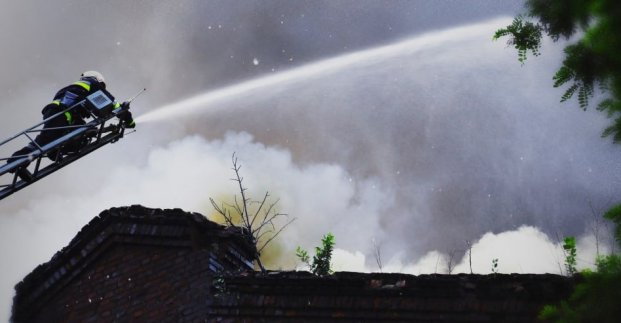 У Харкові та області внаслідок обстрілів сталося сім пожеж