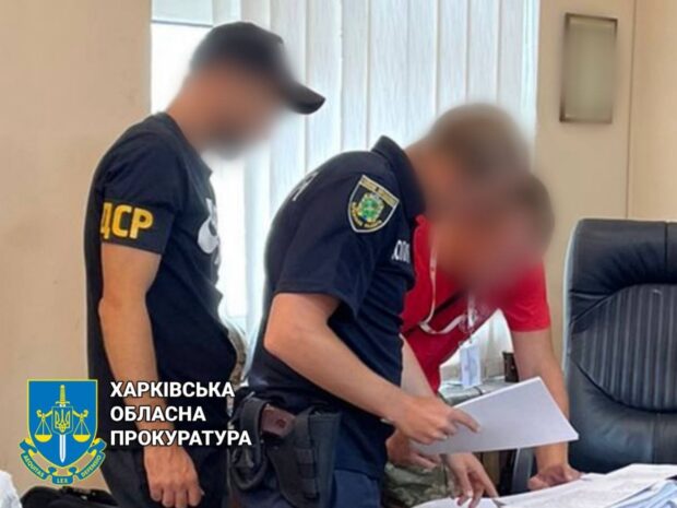 Передав вантажний та пасажирський транспорт окупантам: підозрюється мешканець Руської Лозової