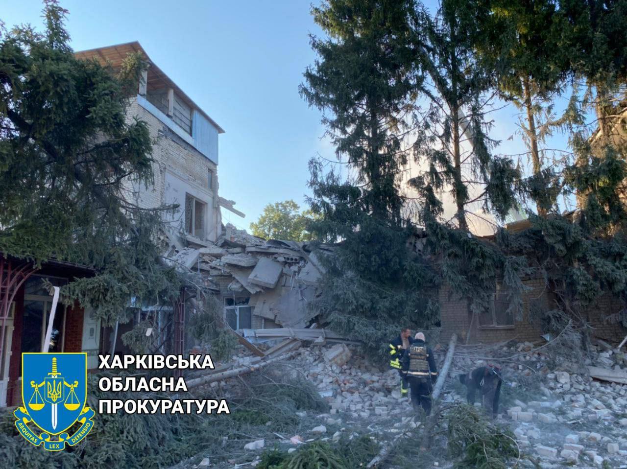 Прокуратура відкрила кримінальне провадження за фактом ракетного удару по школі в Шевченківському районі Харкова