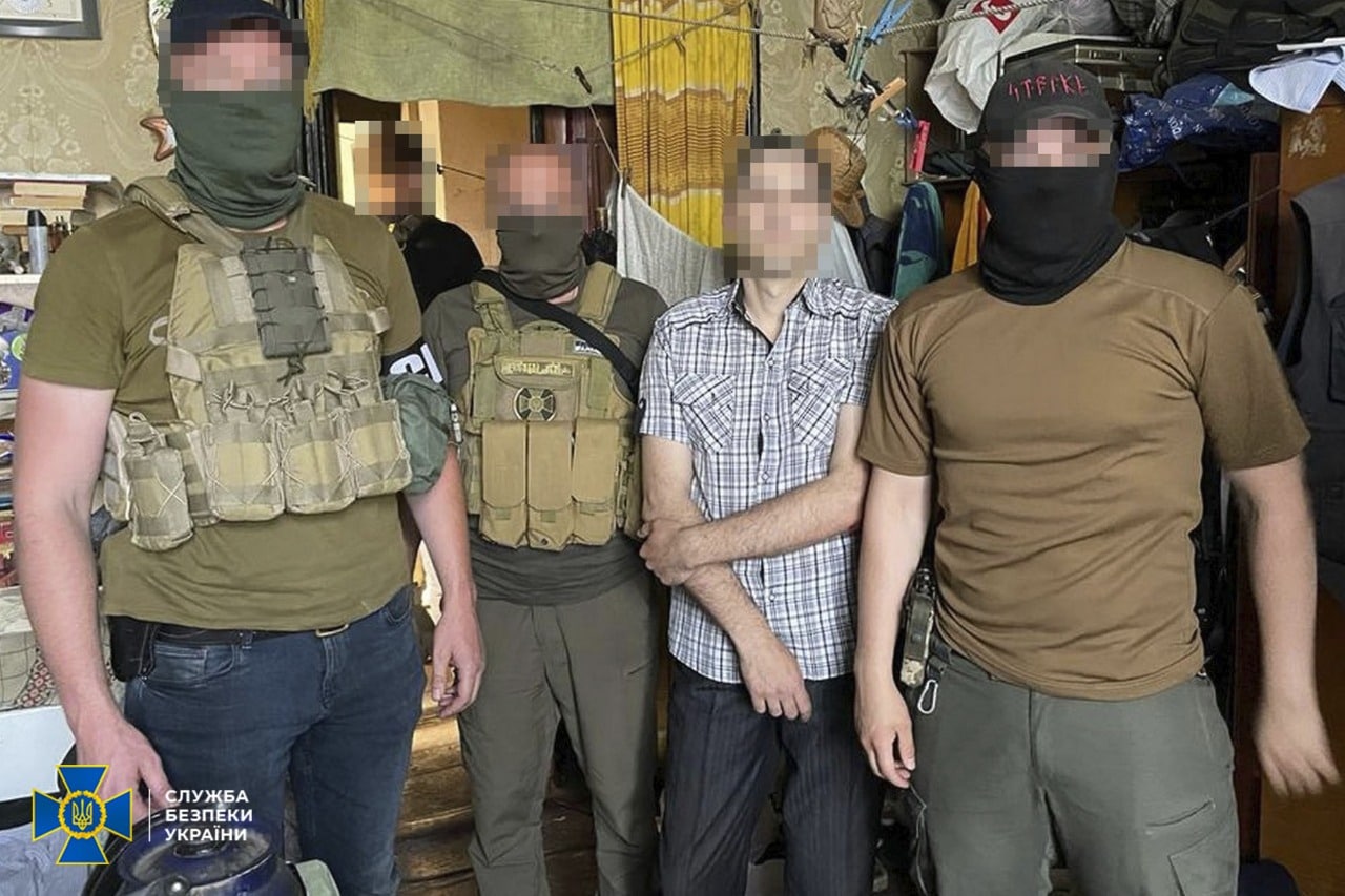 СБУ затримала коригувальника ворожих обстрілів по Харківщині