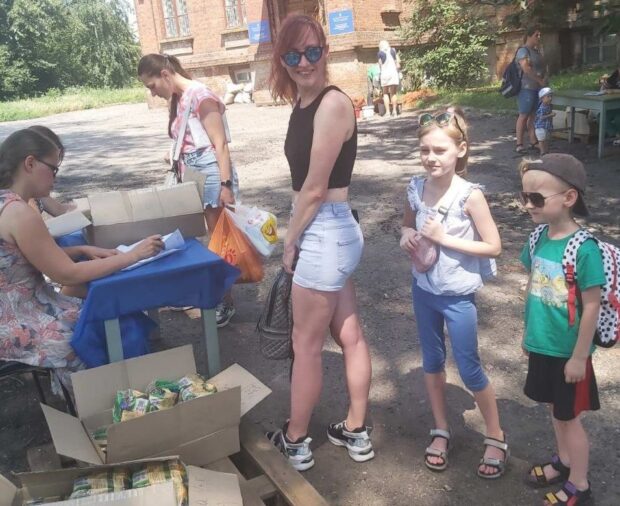 Майже 275 тонн продуктів передали жителям Харкова та області минулого тижня