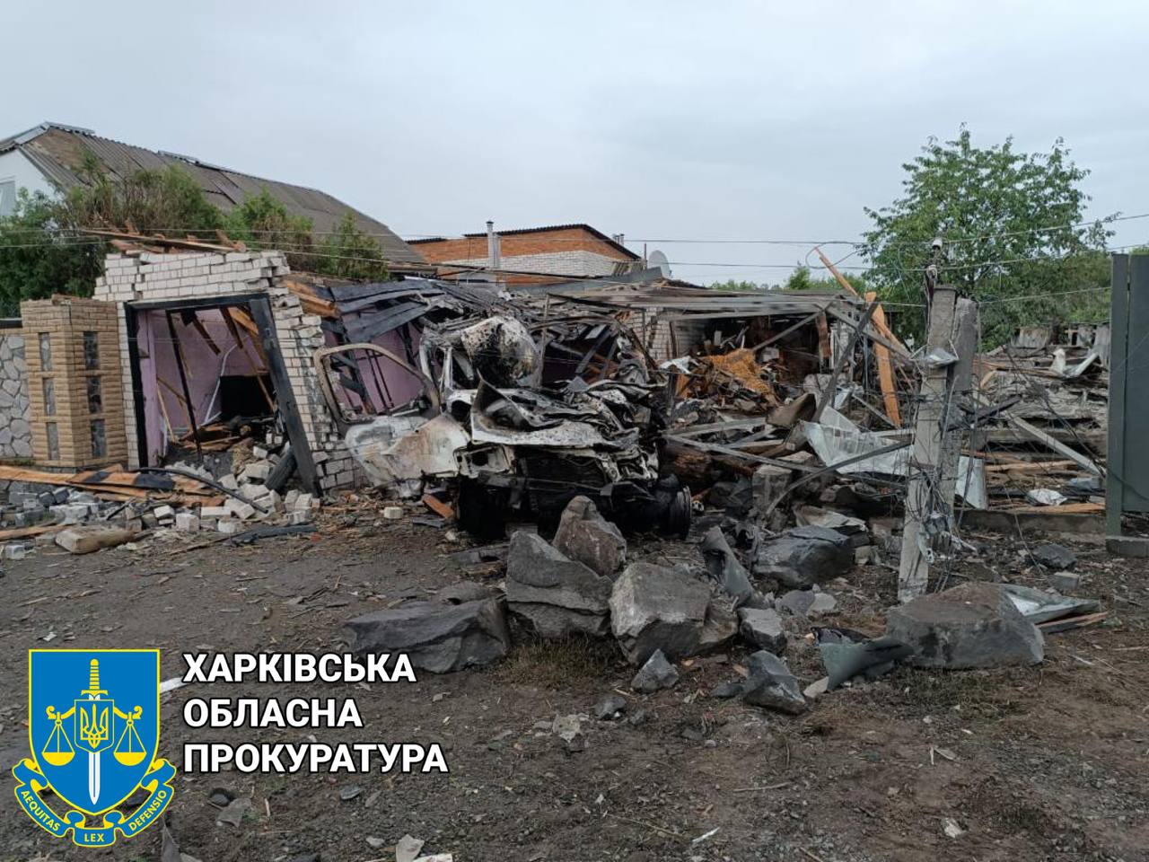Окупанти обстріляли селище Золочів на Харківщині: є загиблі