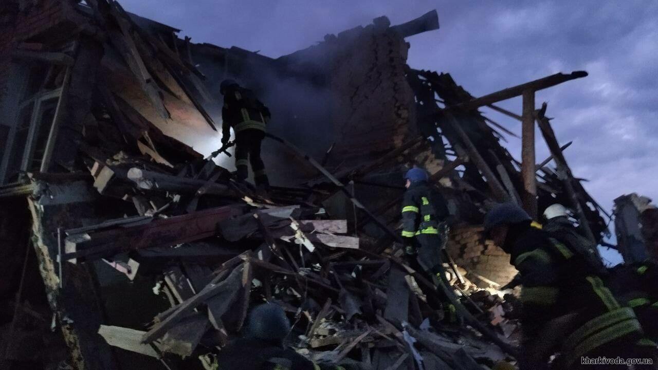 Рятувальники ліквідували дві пожежі через обстріли та 12 боєприпасів
