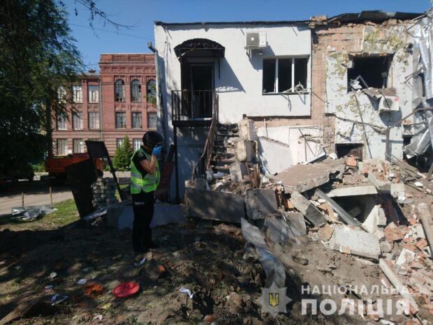У Харкові внаслідок обстрілу постраждали об'єкти інфраструктури