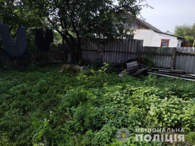 Забив до смерті, а потім підпалив: на Харківщини заарештували чоловіка за підозрою у вбивстві співмешканки