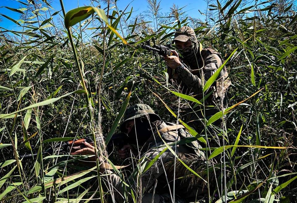 Окупанти спробували прорвати оборону наших військ на напрямку Козача Лопань – Уди: українські воїни жорстко зустріли загарбників – Генштаб ЗСУ