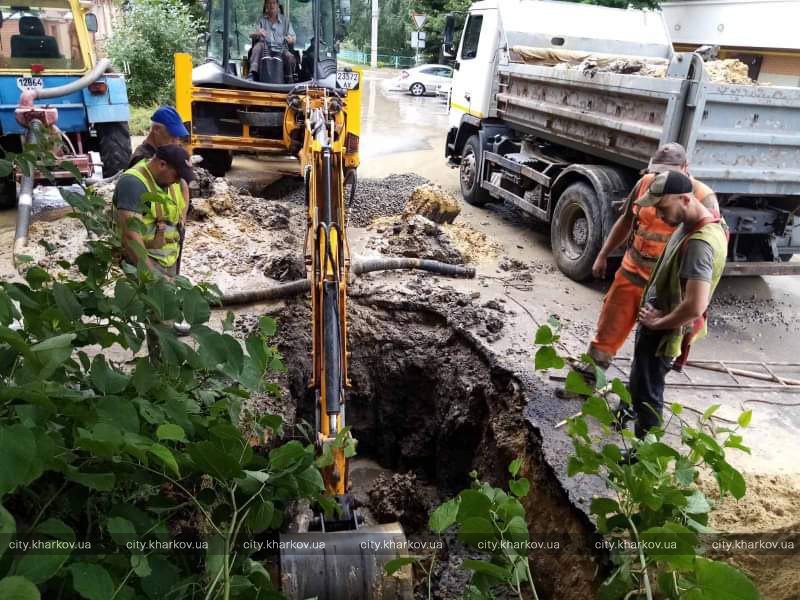 У Харкові за тиждень усунули понад 70 пошкоджень на водоводах