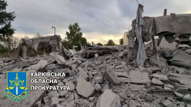 Внаслідок нічного ракетного удару окупантів по місту Дергачі постраждали мирні мешканці