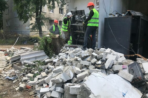 У П'ятихатках енергетики забезпечили світлом усі заселені будинки