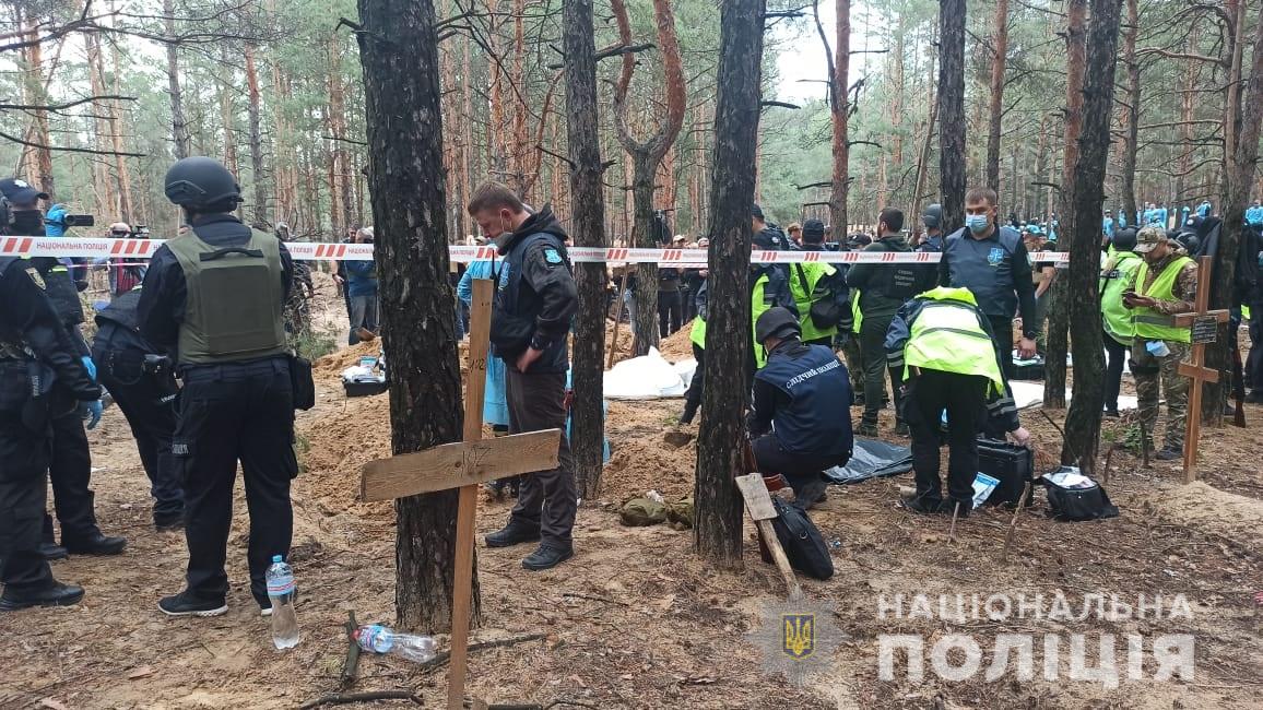 Верещук про ексгумацію тіл, виявлених в Ізюмі: Уже деяких ідентифіковано