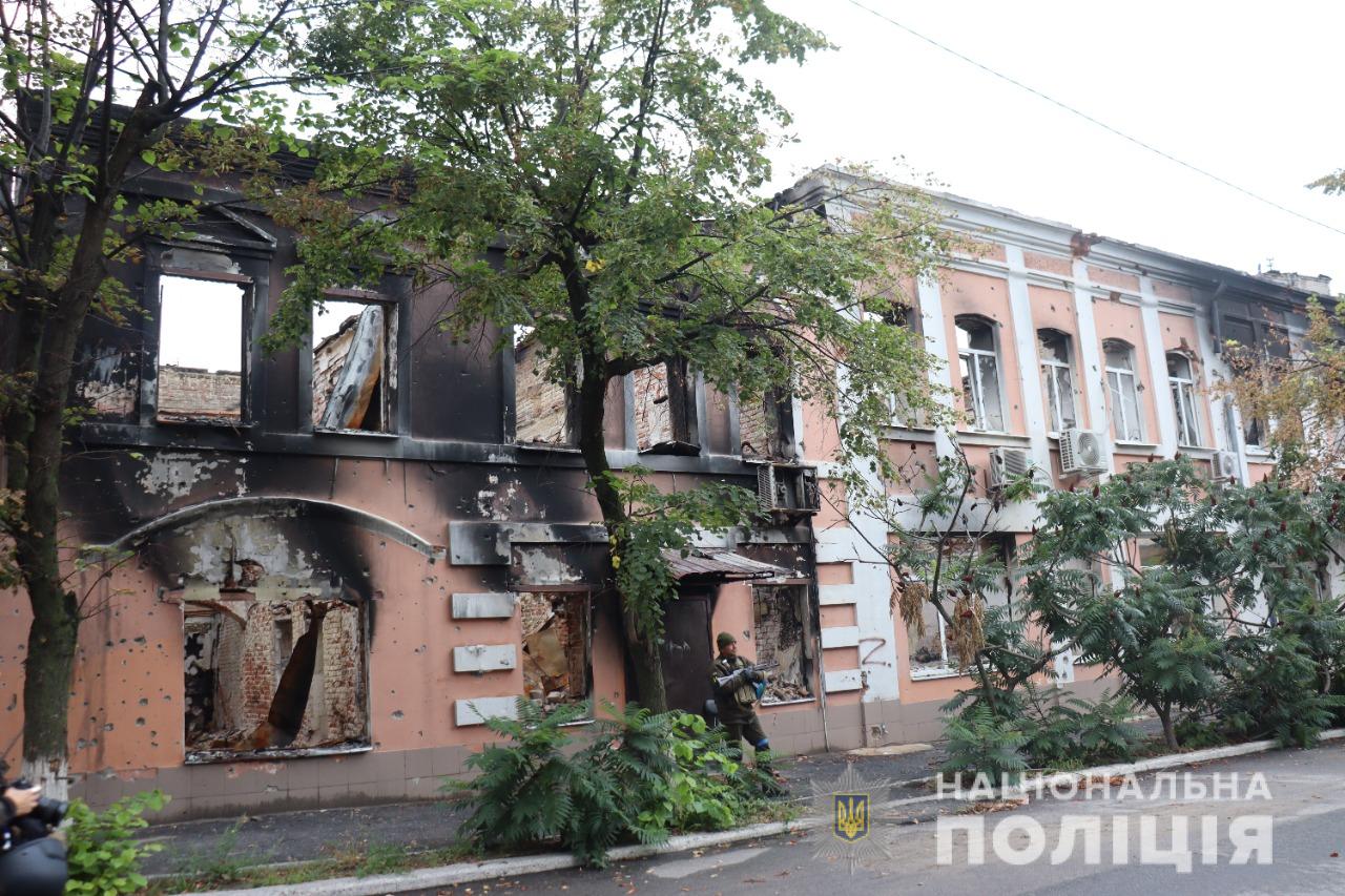 СБУ закликає мешканців деокупованих населених пунктів Харківщини зберігати докази воєнних злочинів рф і передавати їх правоохоронцям