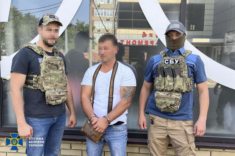 У Харківській області викрили та затримали громадянина України, який проводив підривну діяльність проти України