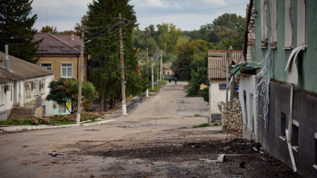 У деокупованій Балаклії на розтяжці окупантів підірвався енергетик
