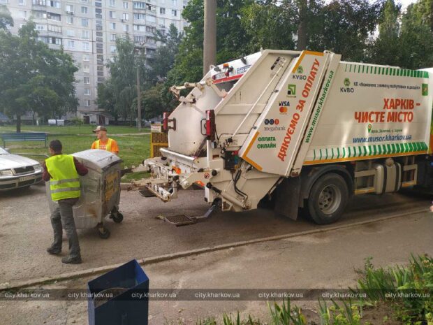 За тиждень з Харкова вивезли 43 тисячі кубометрів сміття