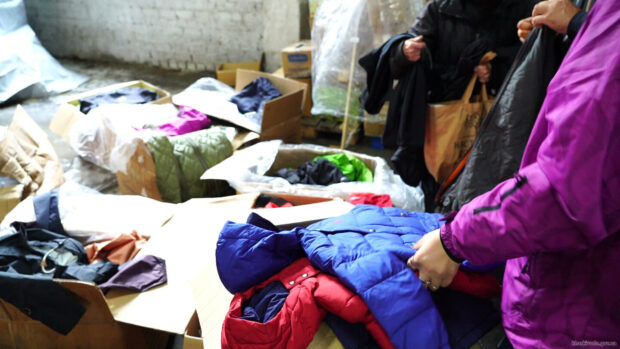Харківська ОВА забезпечує харчуванням та одягом дітей, які через війну залишилися без батьків