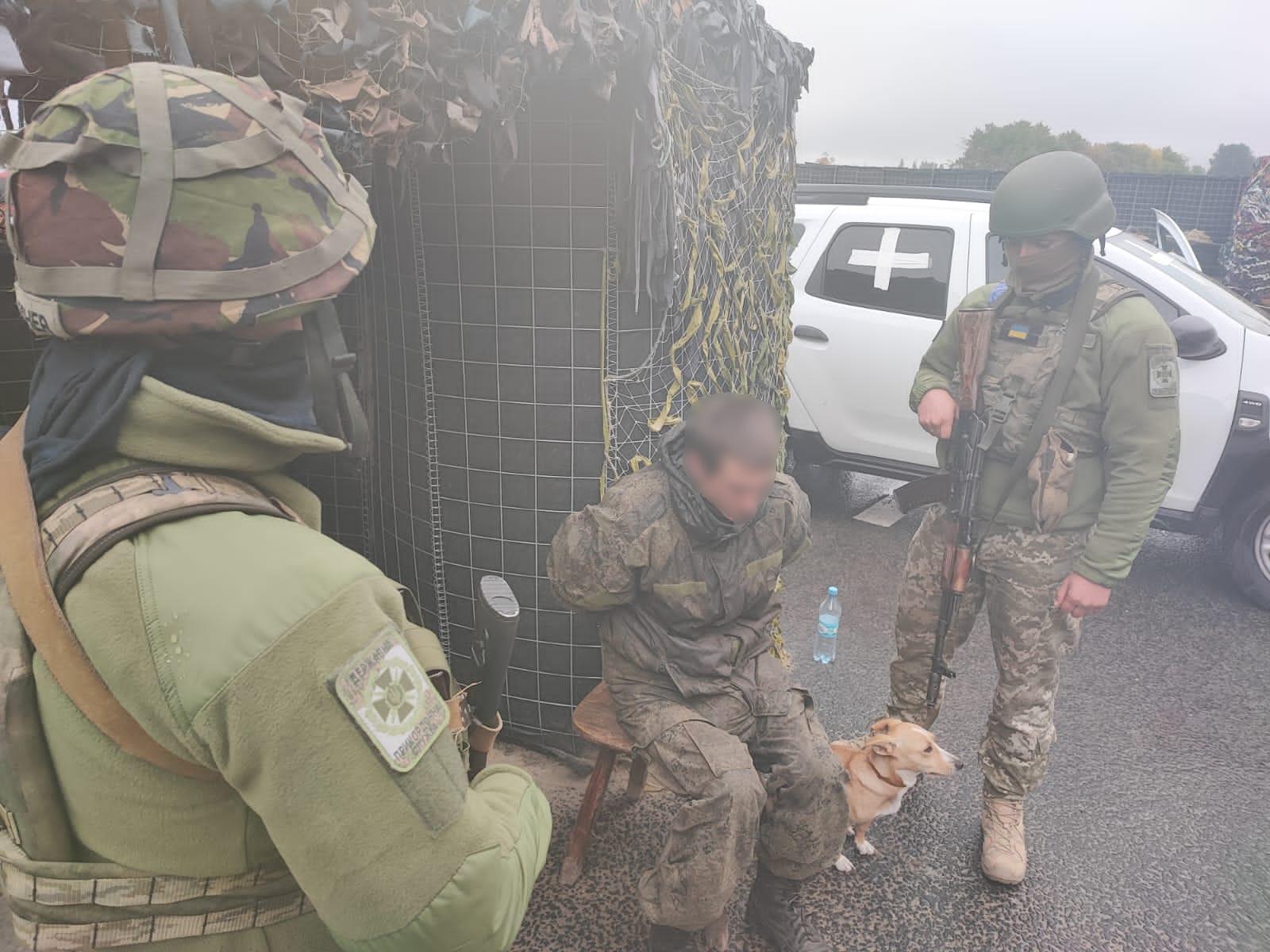 Прикордонники полонили російського артилериста, який з березня обстрілював Чугуївський район Харківщини