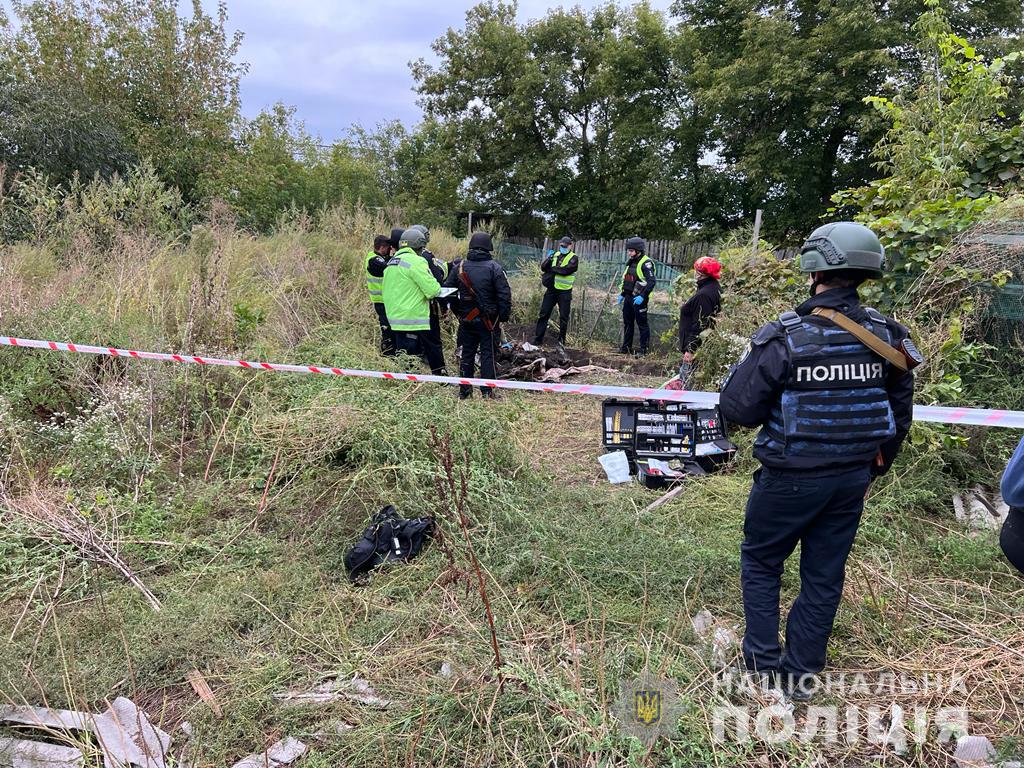 Розмінування та документування воєнних злочинів рф: зведені загони поліції працюють на деокупованих територіях Харківщини