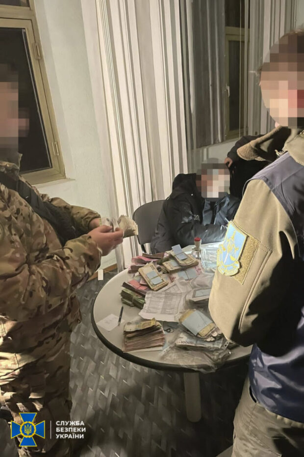 На Харківщині затримали депутата, який під час окупації одним із перших почав працювати на росіян і забезпечував їх продовольством