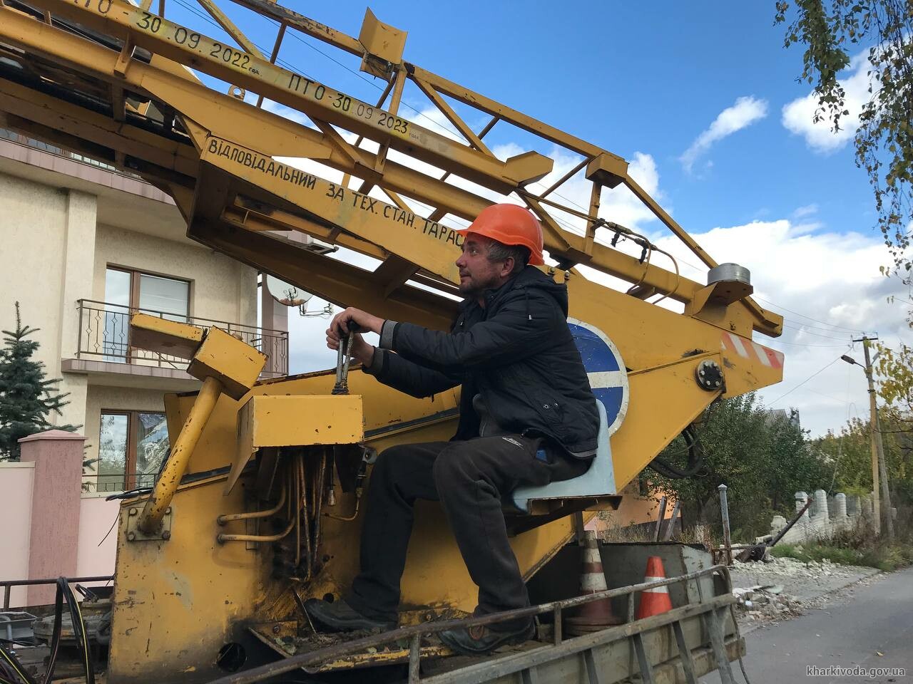 Частково відновили електропостачання в селищі Лісне Харківського району