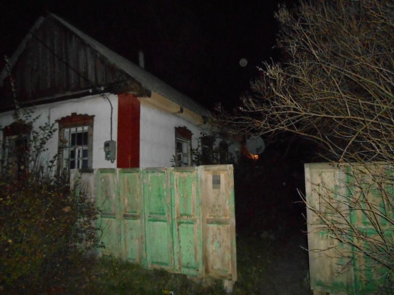 На Харківщині слідчі повідомили чоловіку про підозру у скоєнні вбивства знайомого