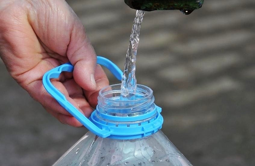 Харків'янам рекомендують завжди мати під рукою запас питної води та заряджений павербанк