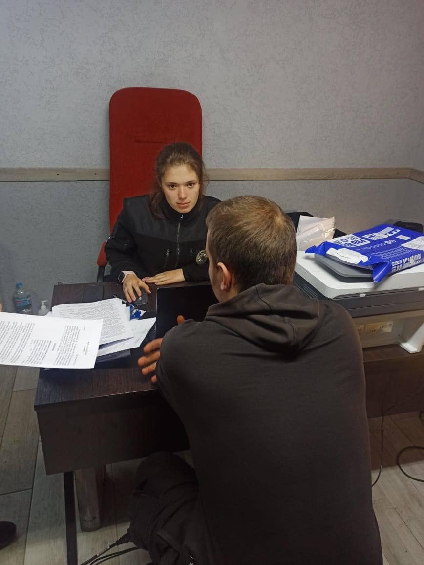 У Боровій викрили 18-річного колаборанта, який добровільно погодився служити в “народній міліції”