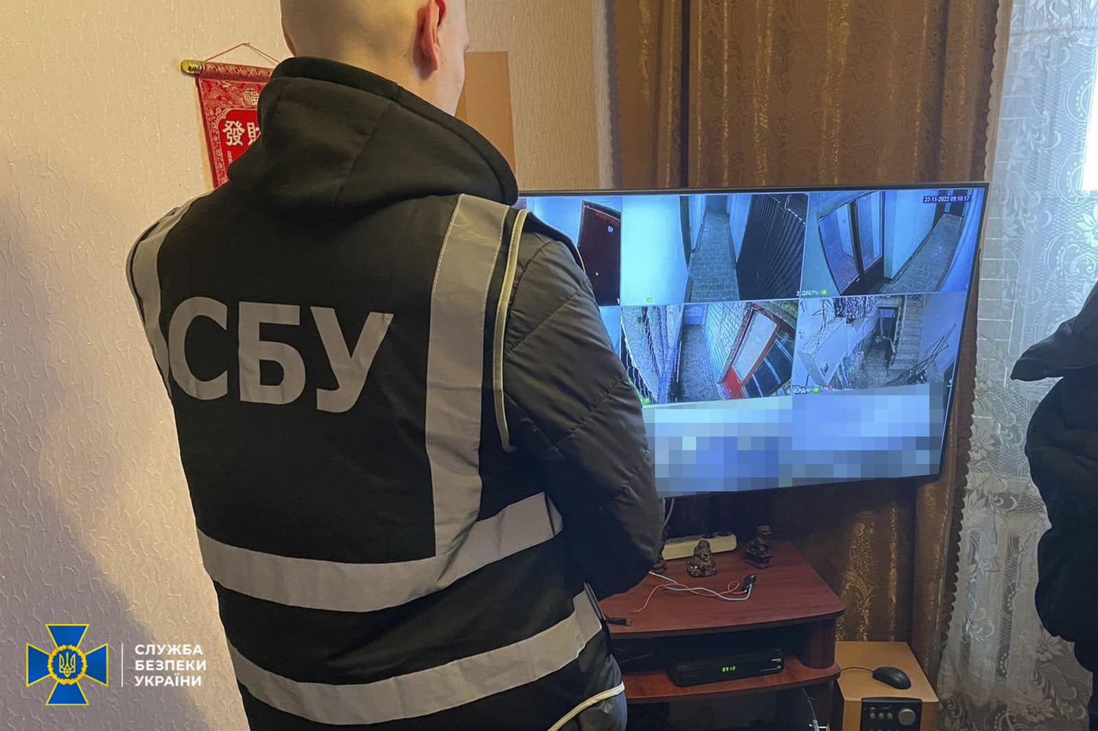 У Харкові затримали хакера, який втручався у систему відеонагляду в державному органі, а також “зливав” у мережу онлайн-трансляцію панорами міста