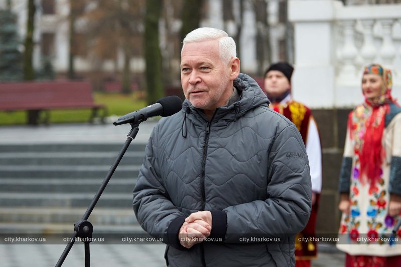 Терехов просить бути акуратними із газовим обладнанням та закликає бути обережним при переході дороги (відео)