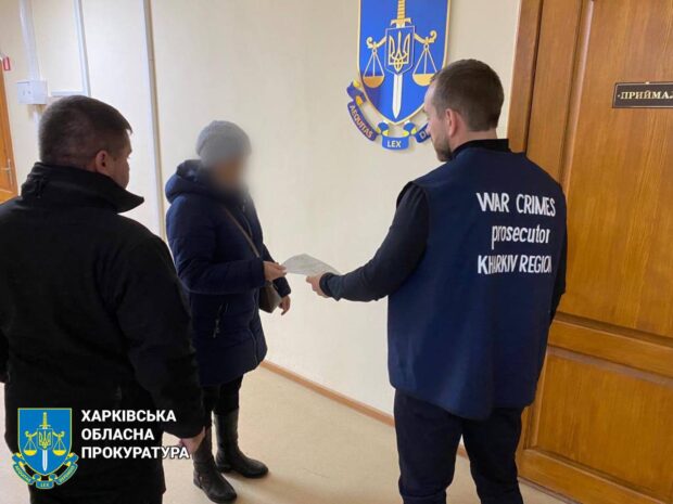 Працювала у «пенсійному фонді» під час окупації селища Шевченкове: судитимуть місцеву мешканку