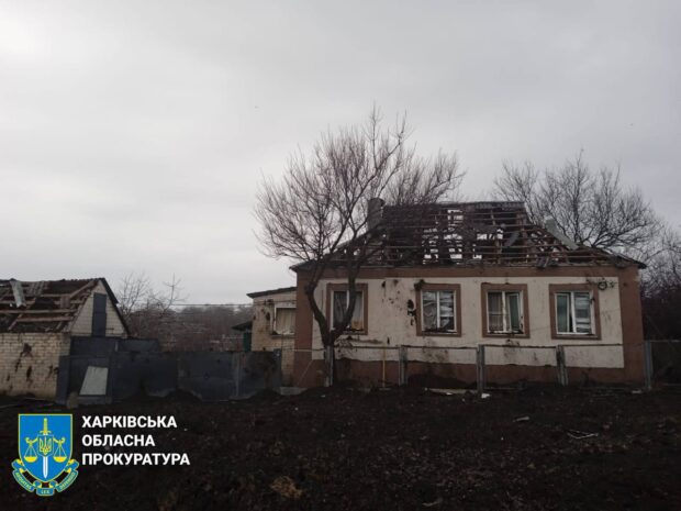 Окупанти вкотре обстріляли житлові сектори Харківщини: є поранені