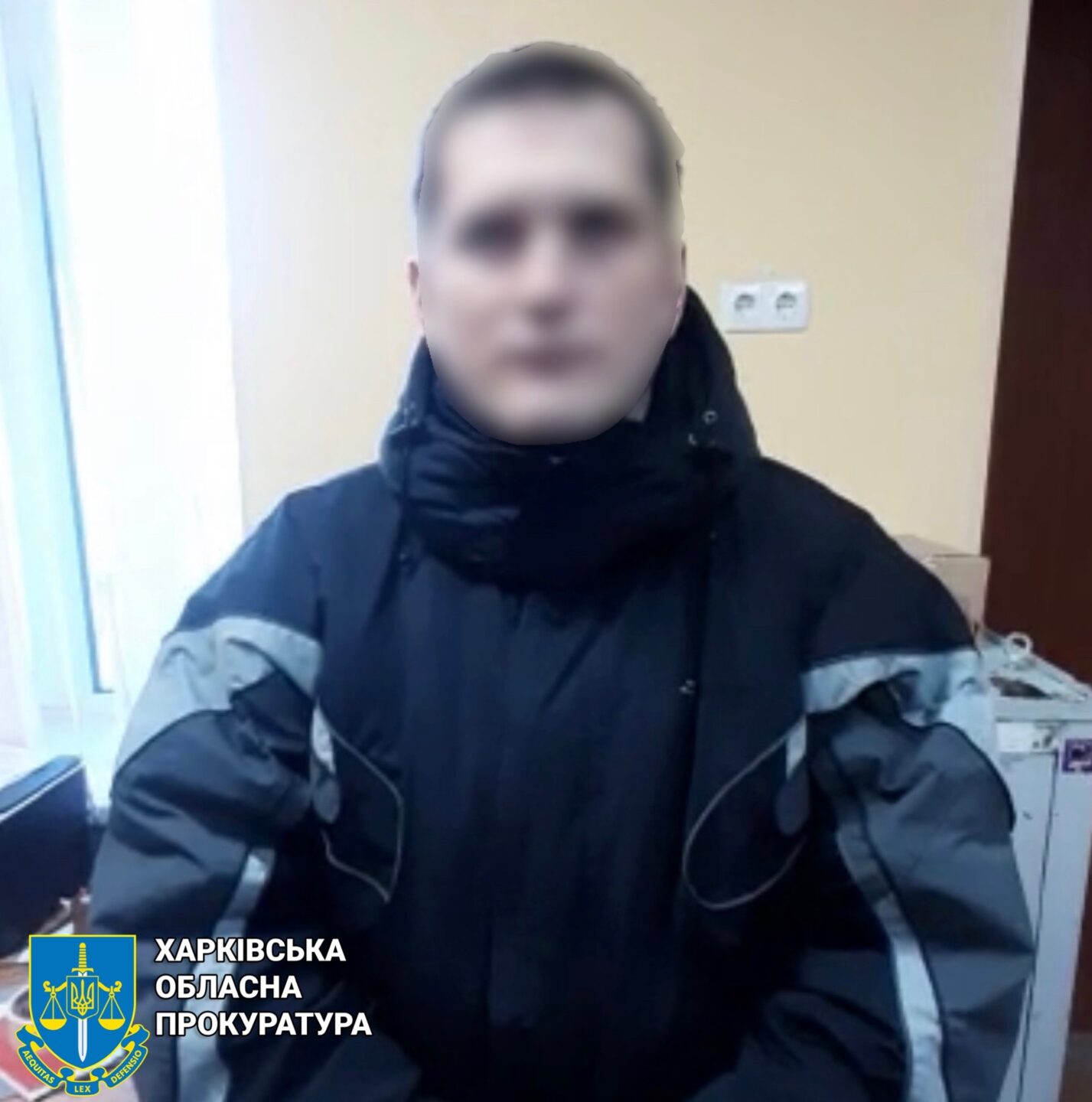 Псевдопатрульного з Балаклії, який охороняв місцеву «еліту», взято під варту