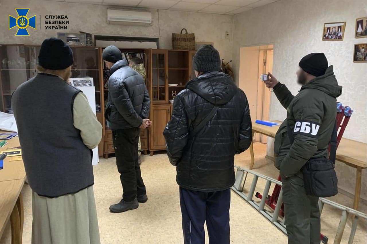 У церквах УПЦ Харківщини почалися перевірки СБУ