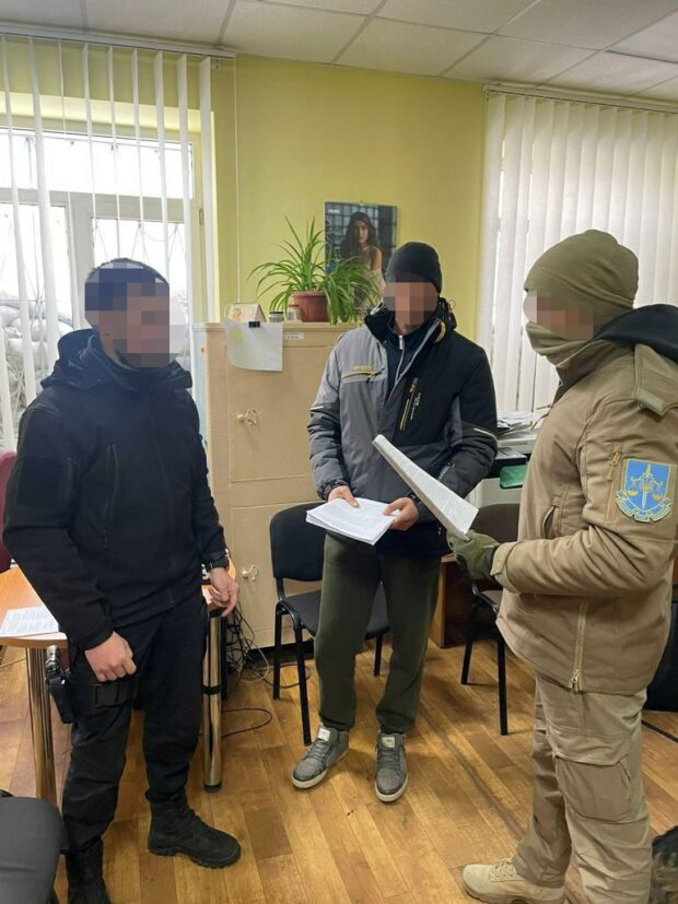 На Харківщині повідомили чоловіку про підозру в колабораційній діяльності