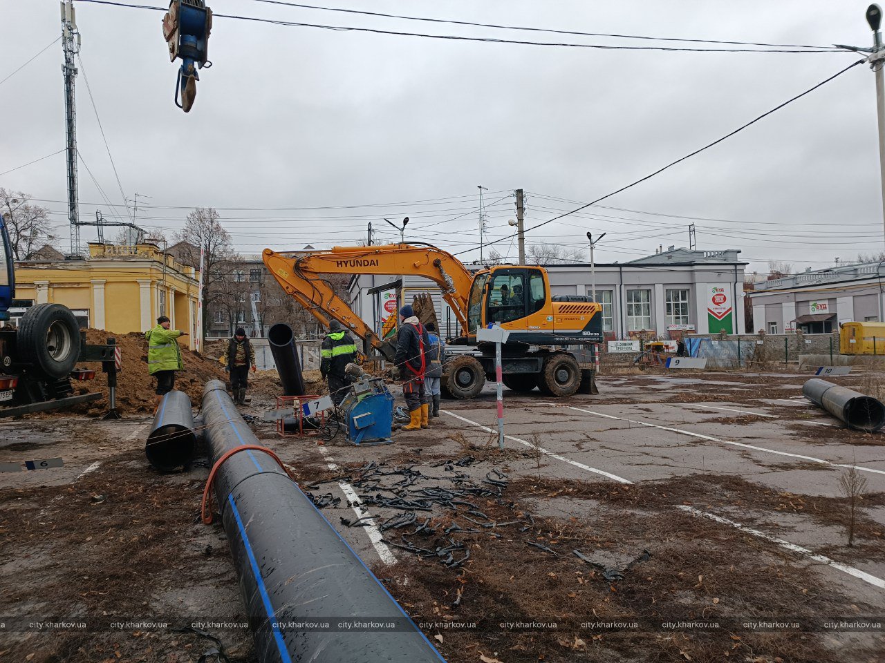 На Полтавському Шляху оперативно переклали ділянку водоводу