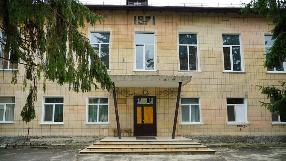 Мінкульт збирає гроші на відновлення музичної школи у Балаклії на Харківщині