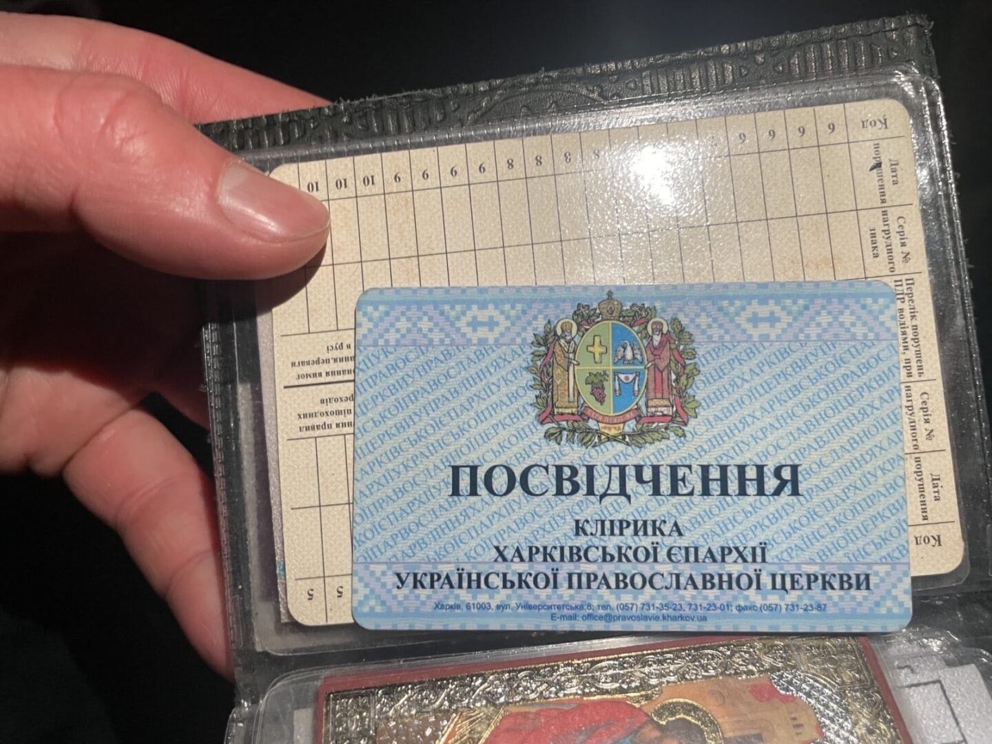 “Бандери нас усіх з’їдять”: на в’їзді в Київ затримали священника УПЦ МП з Харкова