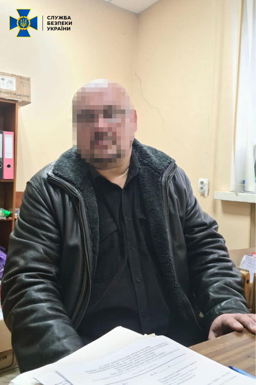 СБУ затримала колаборанта, який допомагав росіянам будувати блокпости на окупованій частині Харківщини
