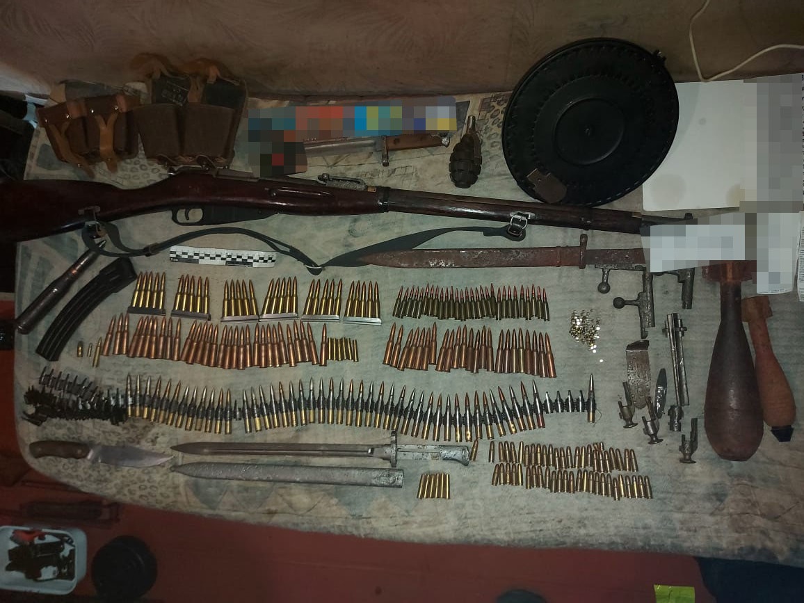 Поліцейські Харківщини викрили мешканця столиці у збуті вогнепальної зброї