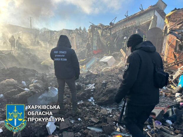 В прокуратурі повідомили про другу загиблу жінку на ринку в селищі Шевченкове на Харківщині