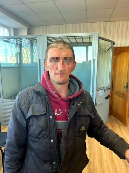 У Харкові чоловік під час сварки задушив співмешканку