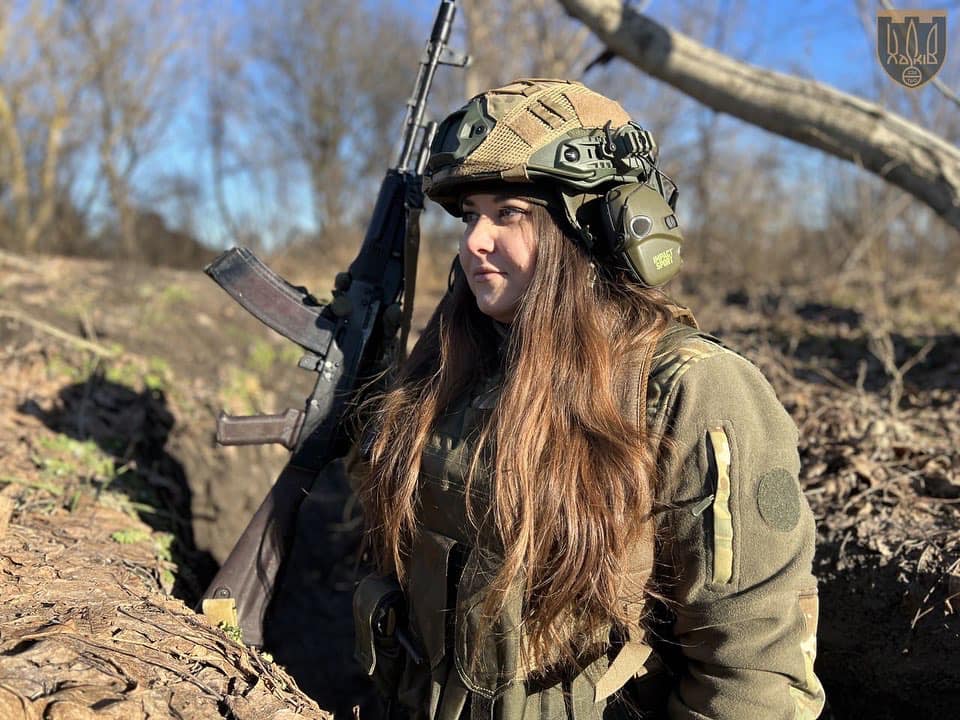 У ТрО Харківщини розповіли історію дівчини, яка перенесла онкологію та пішла на війну