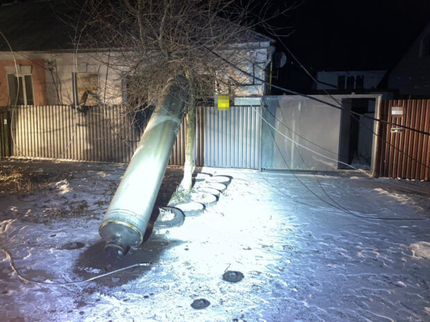 Поліцейські показали наслідки ворожих ударів по житловому сектору та об’єктах енергетичної інфраструктури Харківщини