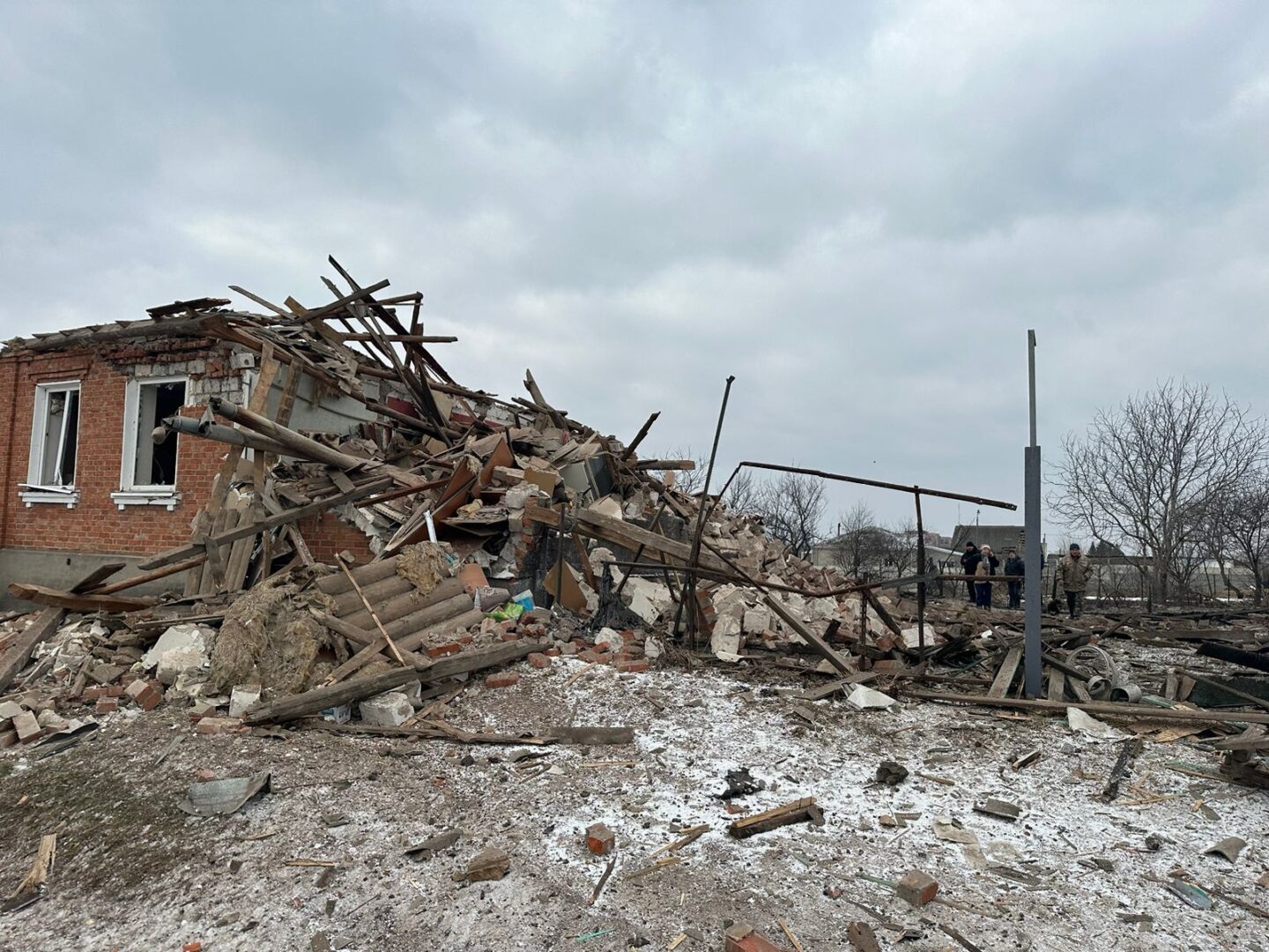 Окупанти протягом доби накрили вогнем міста та села Харківщини і поранили цивільного: поліція задокументувала злочинні дії агресора