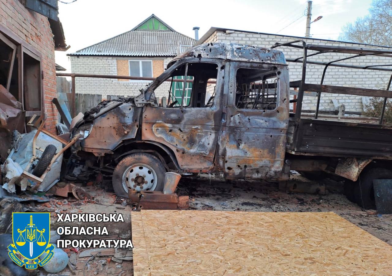 Окупанти вчергове обстріляли цивільні об’єкти на Харківщині: правоохоронці задокументували наслідки