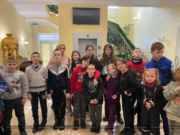 Дітей з Харкова відправили до центру психологічної реабілітації